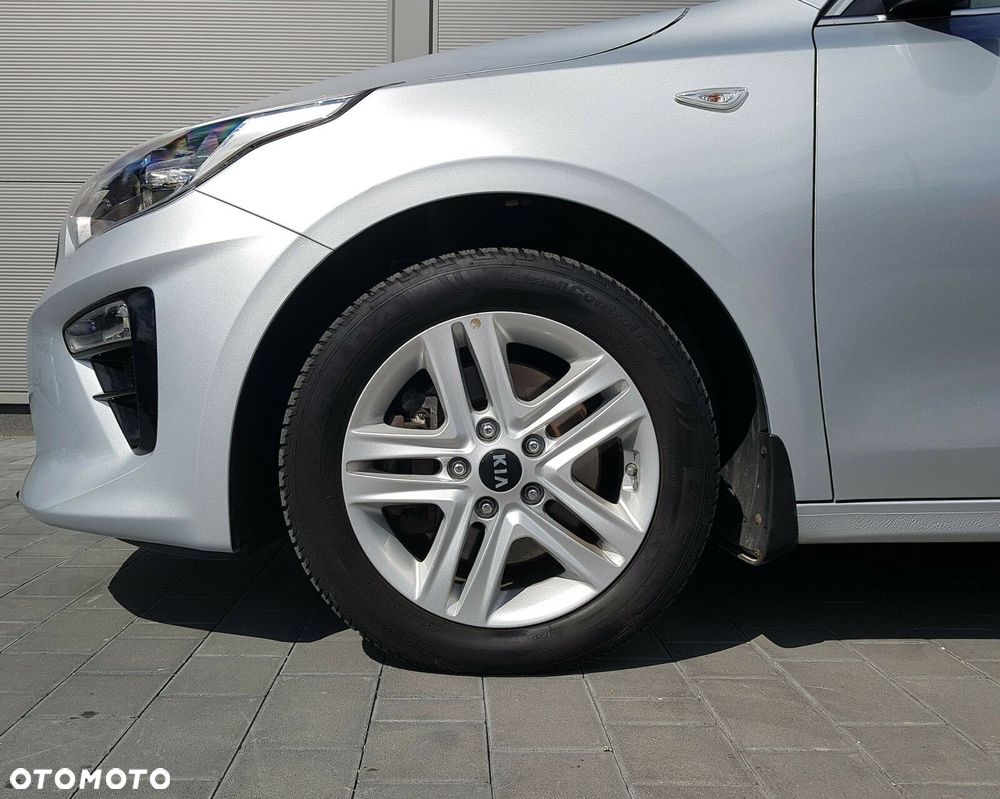Kia Ceed 1.6 CRDi mHEV M - 6