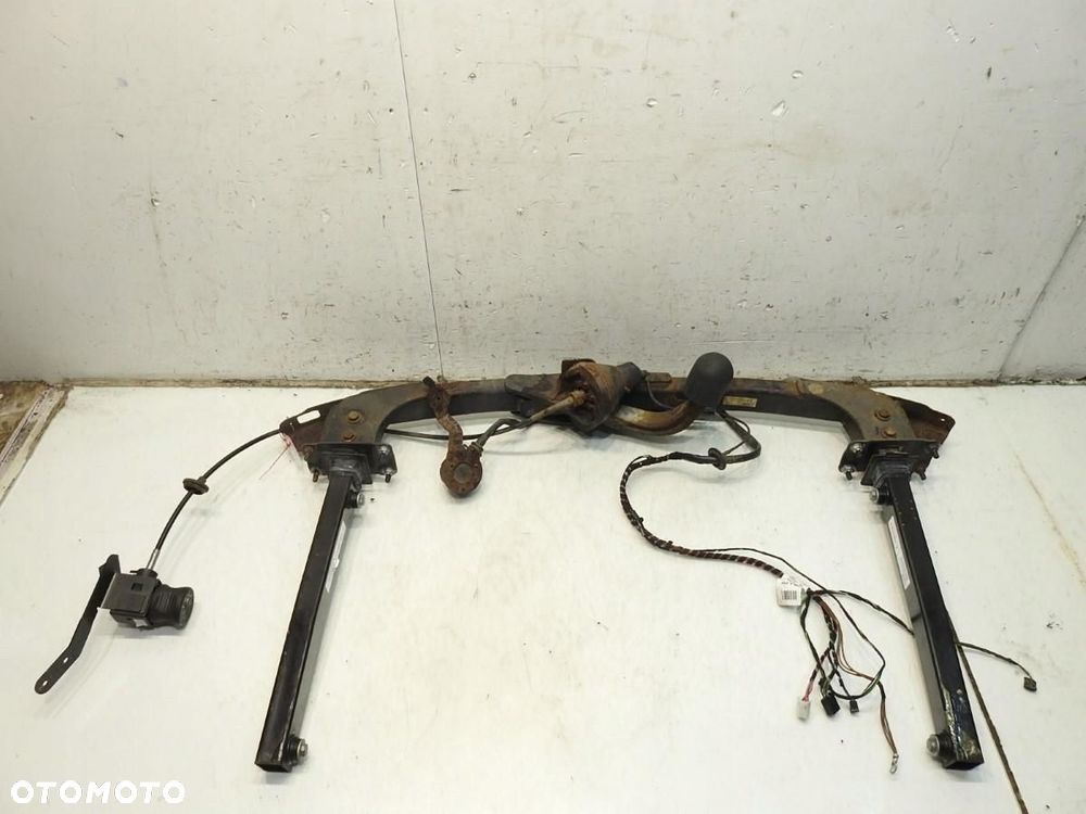 HAK HOLOWNICZY MERCEDES W204 A2046100625 - 12