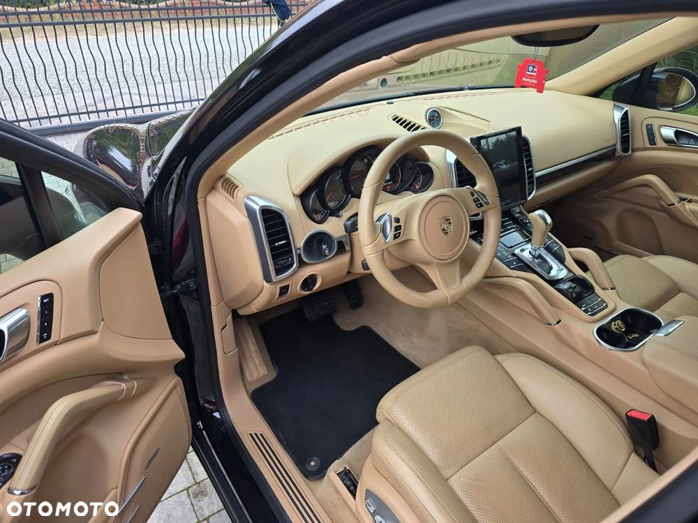 Porsche Cayenne Diesel Platinum Edition - 8