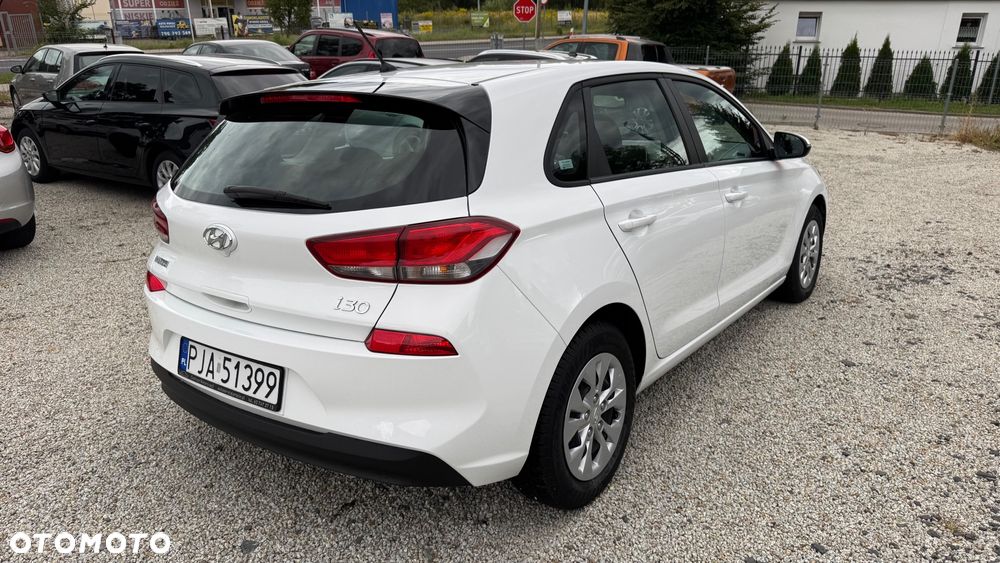 Hyundai i30 1.6 D Comfort - 8