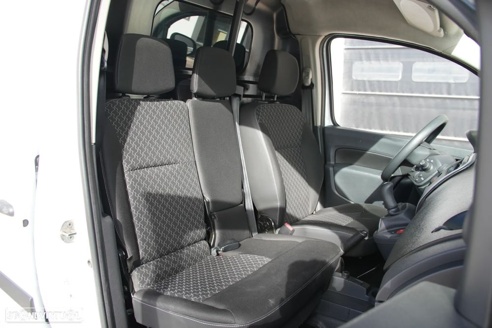 Renault Kangoo 1.5DCI 75cv 3Lugares - 12