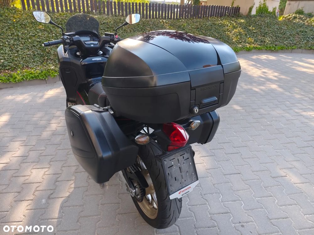 Honda NC - 16