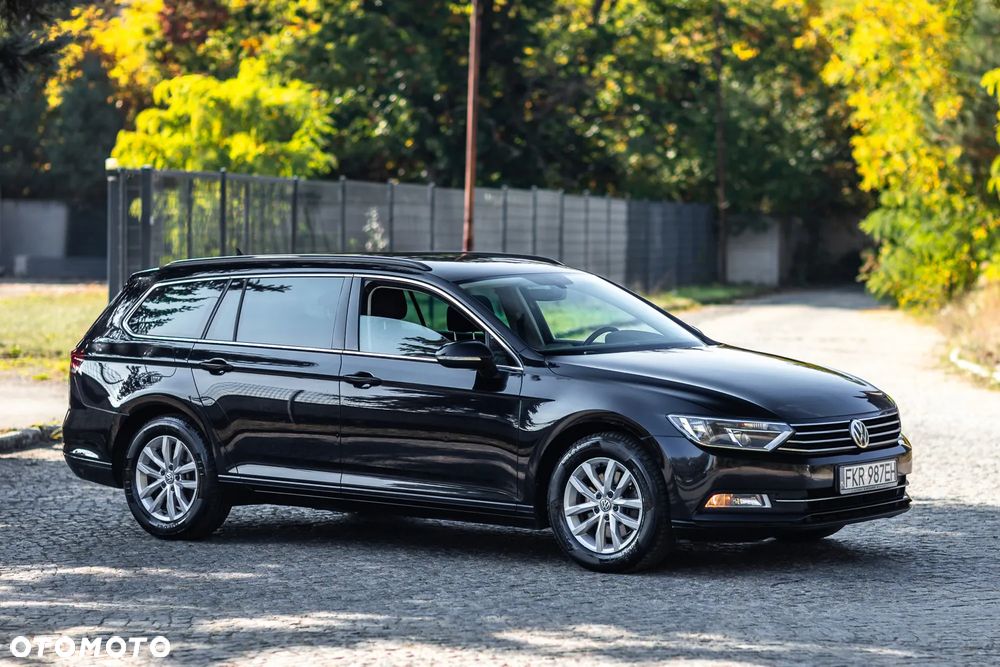 Volkswagen Passat Variant 2.0 TDI SCR DSG - 5