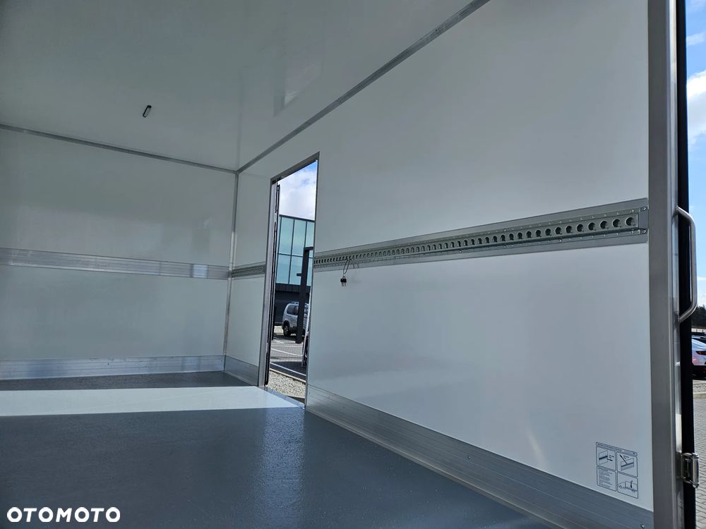 Renault nowy Master kontener izotermiczny 8 EP - 10