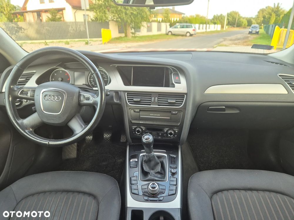 Audi A4 - 4
