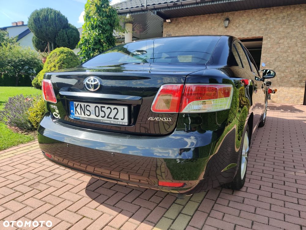Toyota Avensis 1.8 Luna - 4