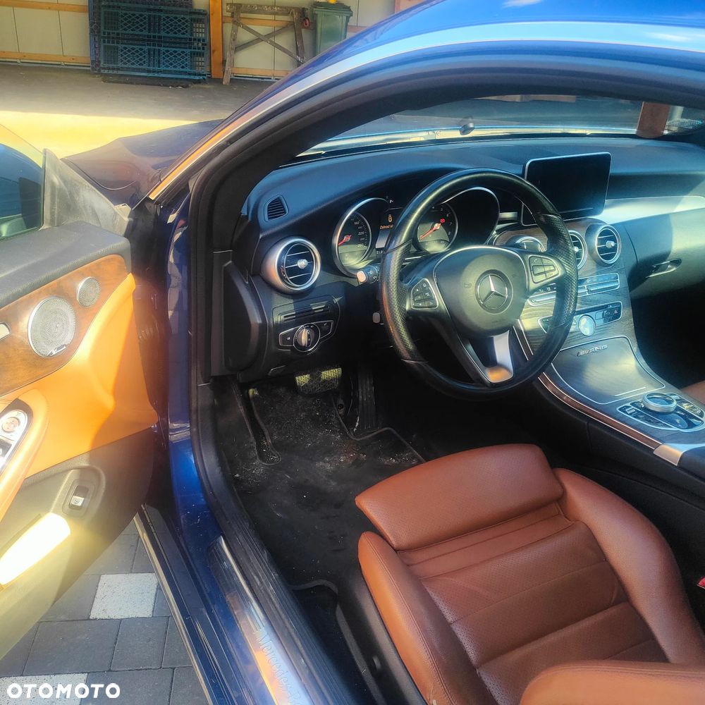 Mercedes-Benz Klasa C 300 7G-TRONIC AMG Line - 9