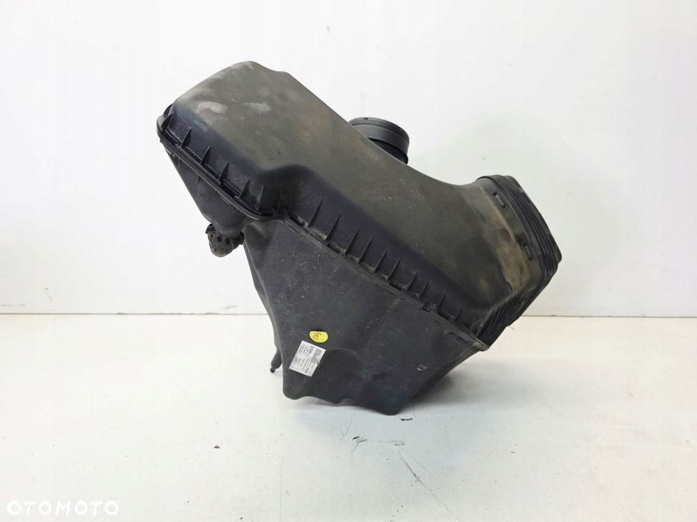 OBUDOWA FILTRA POWIETRZA AUDI A6 C7 A7 2.0 TDI 4G0133838L - 3