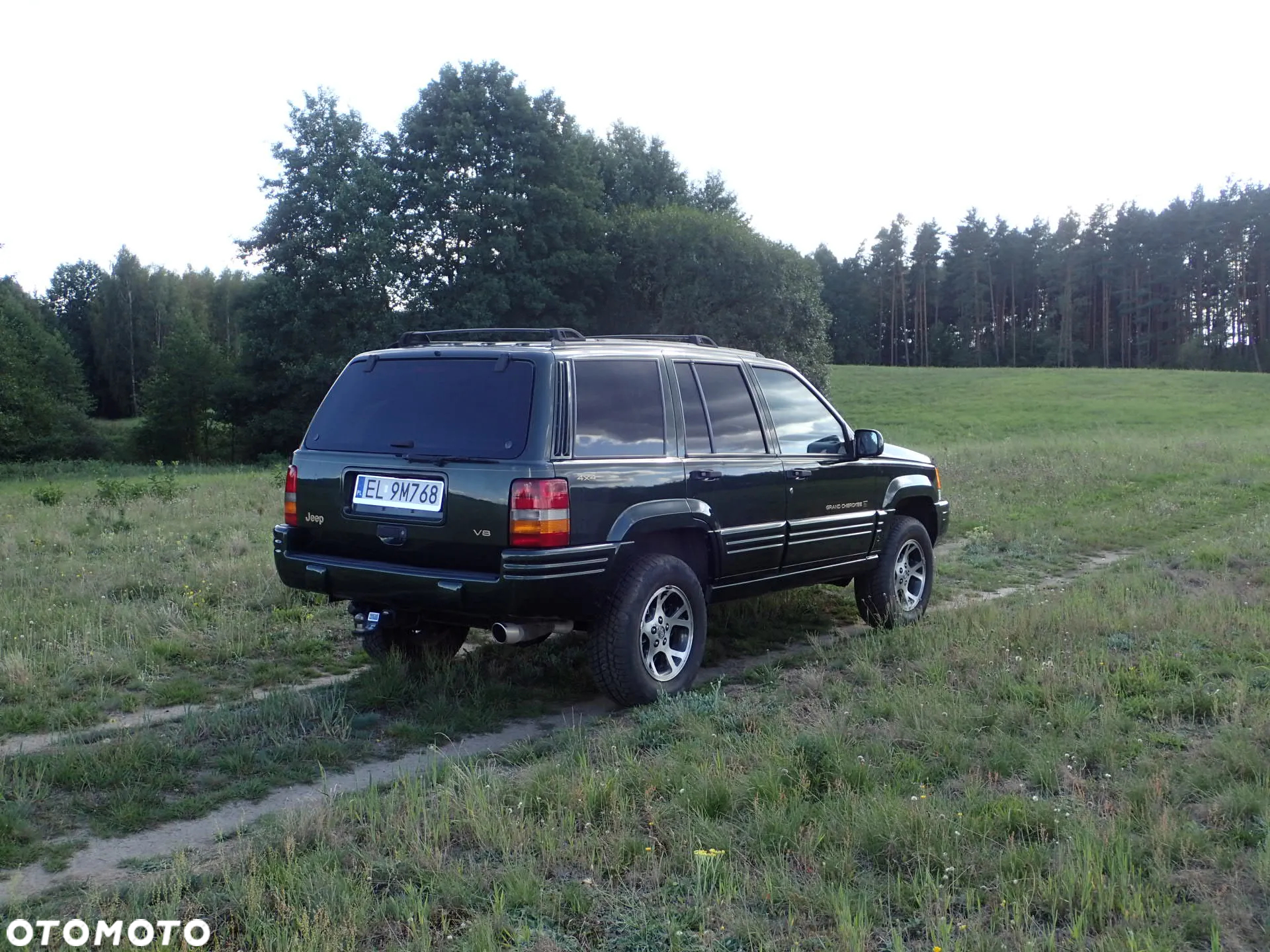 Jeep Grand Cherokee - 13