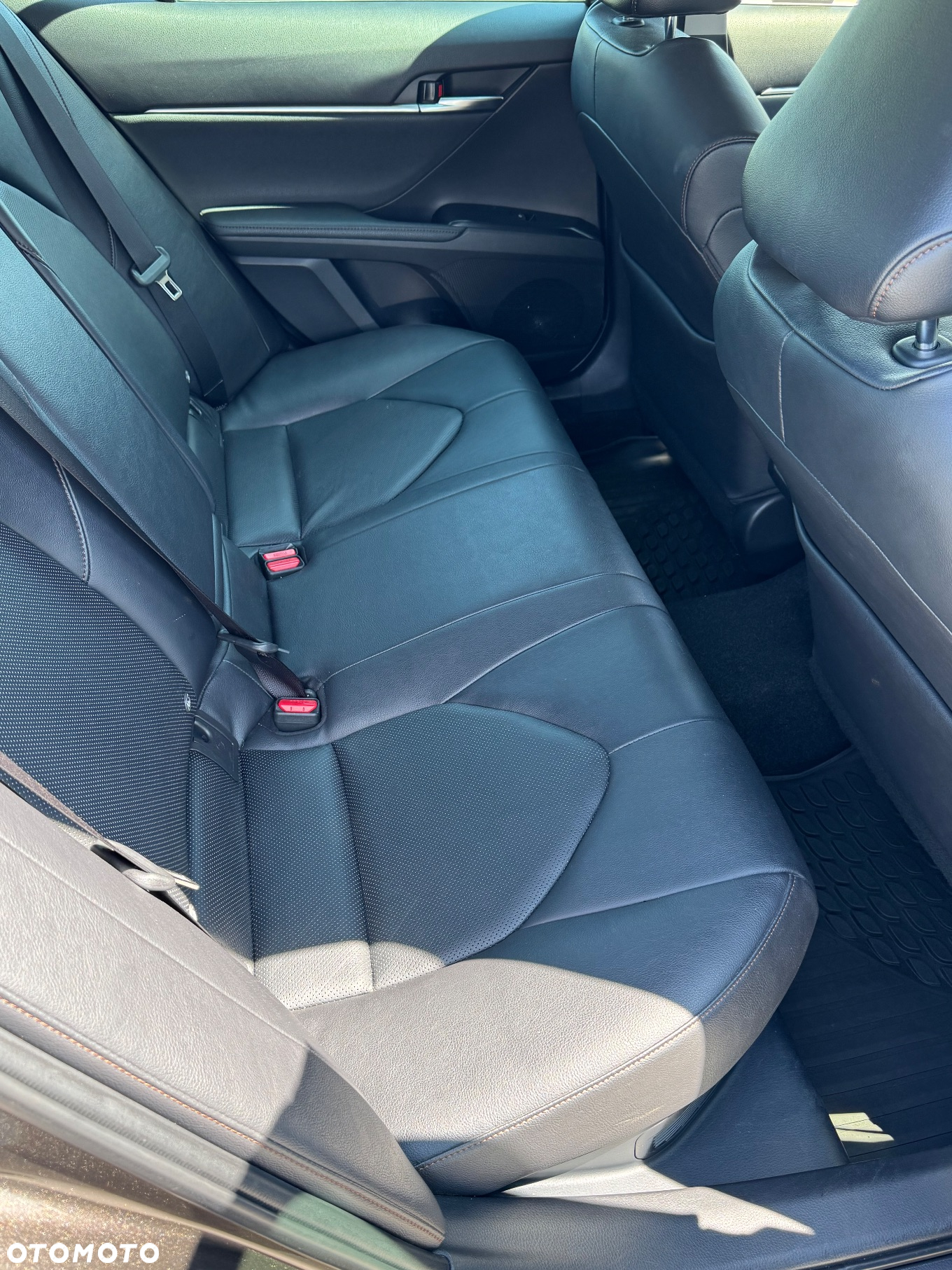 Toyota Camry 2.5 Hybrid Executive CVT - 20