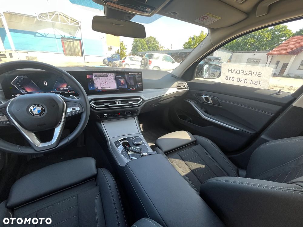 BMW Seria 3 318d Touring Sport Line - 18