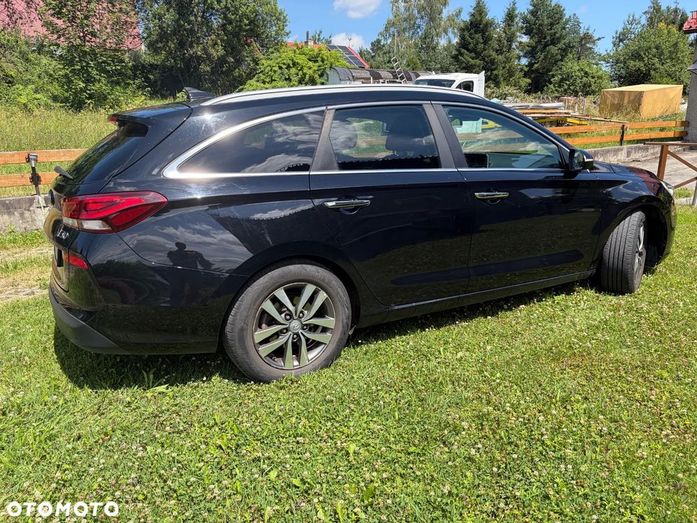 Hyundai i30 1.6 CRDi Premium - 3