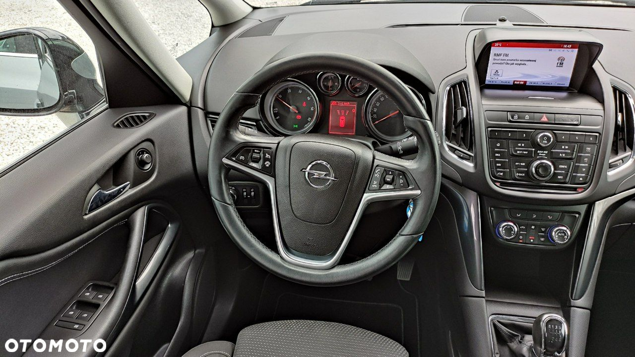 Opel Zafira - 30