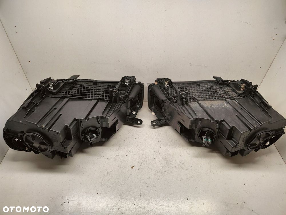 BMW X5 F15 F16 ADAPTIVE LED KOMPLET LAMP PRZEDNICH 7214851, 7471348 - 6