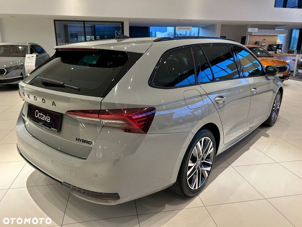 Skoda Octavia - 16