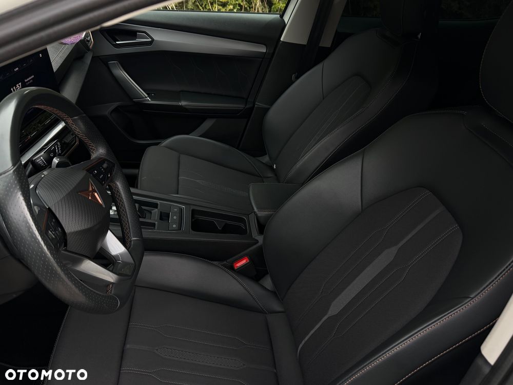 Cupra Formentor 1.4 e-Hybrid DSG Priority - 24