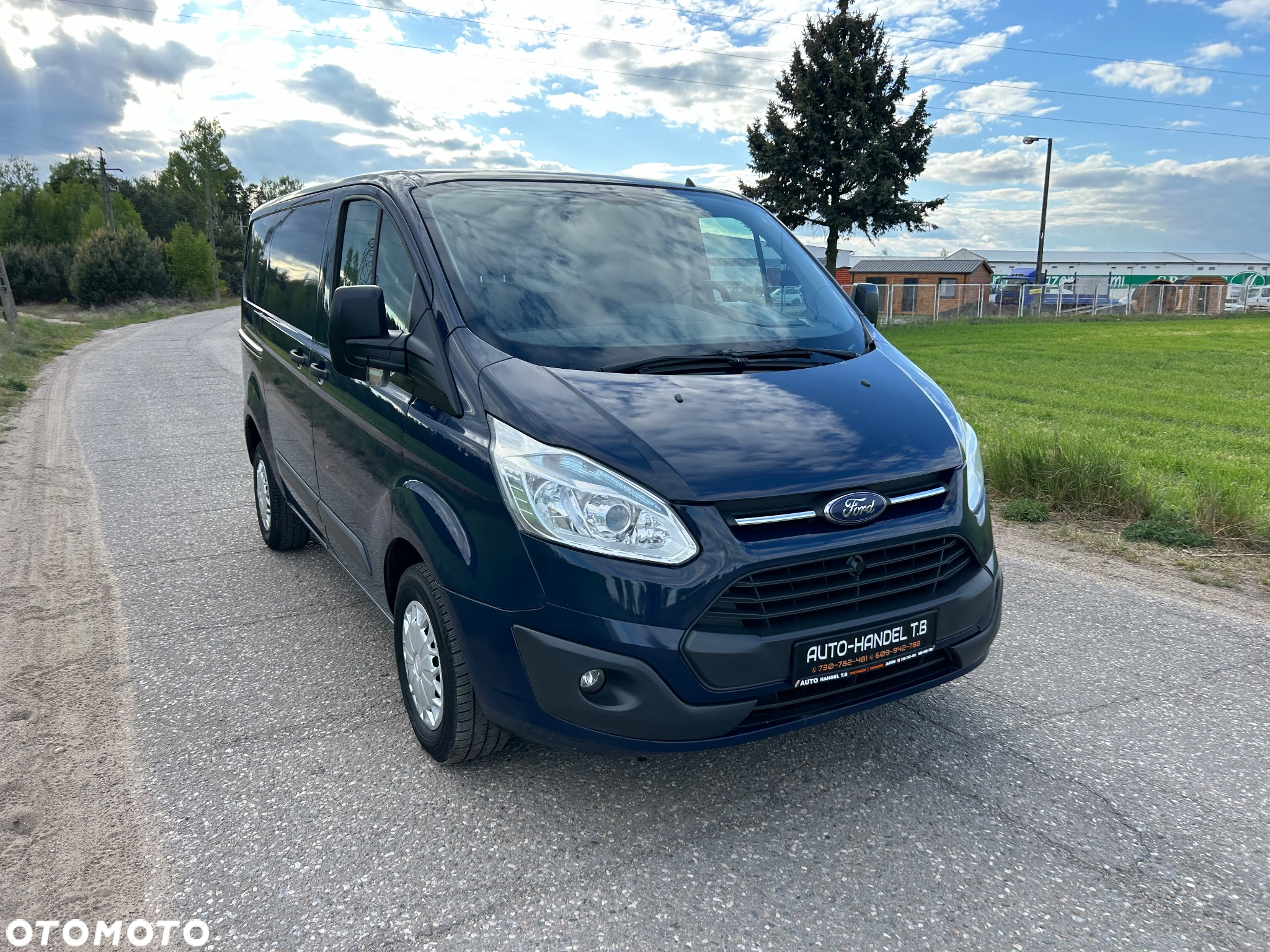 Ford Transit Custom - 13