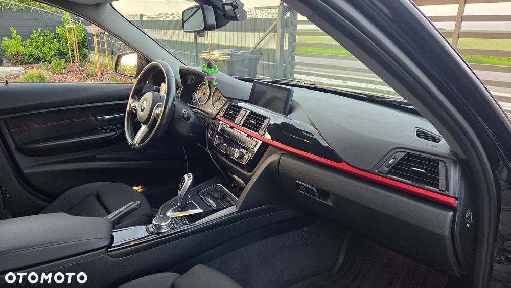 BMW Seria 3 318d Sport Line - 6