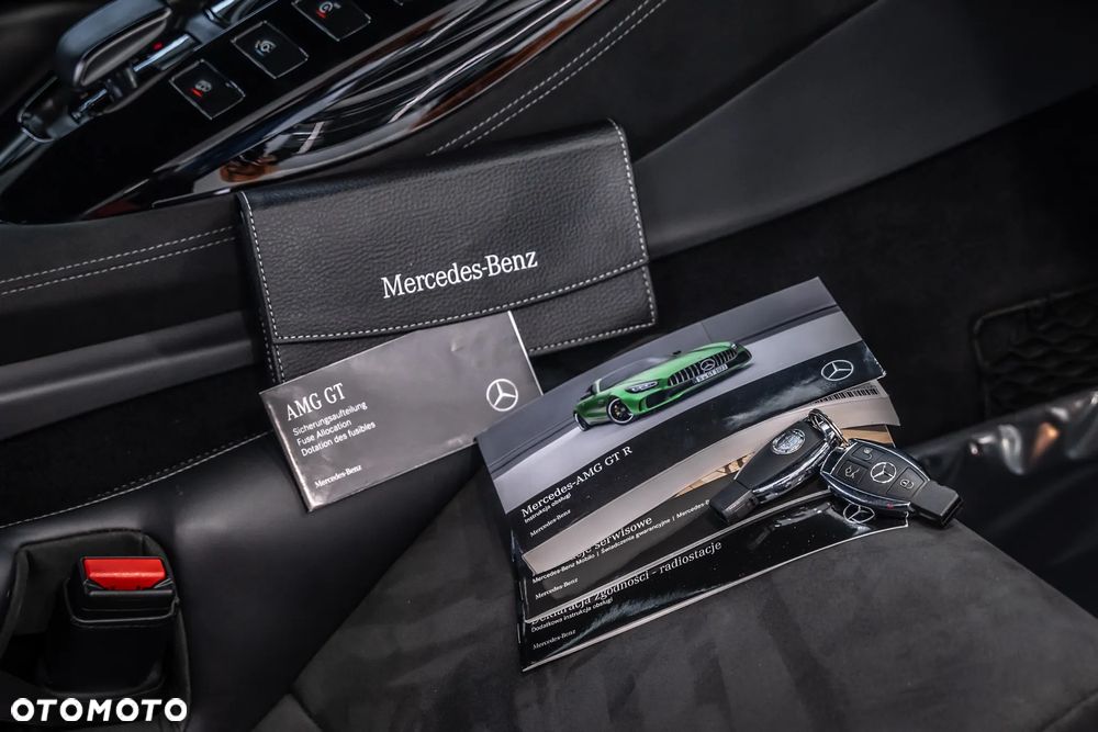 Mercedes-Benz AMG GT R - 38