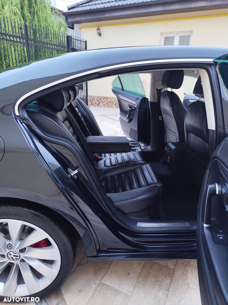 Volkswagen Passat CC - 11