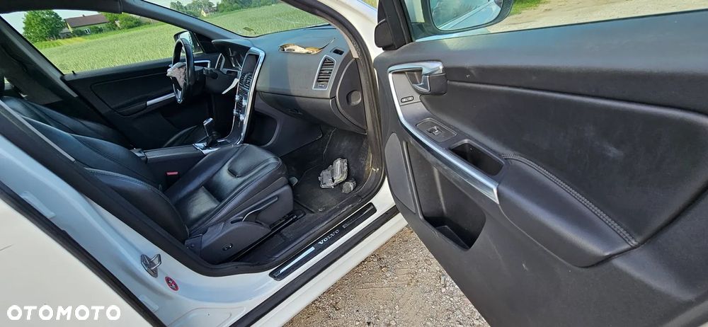 Volvo XC 60 - 16
