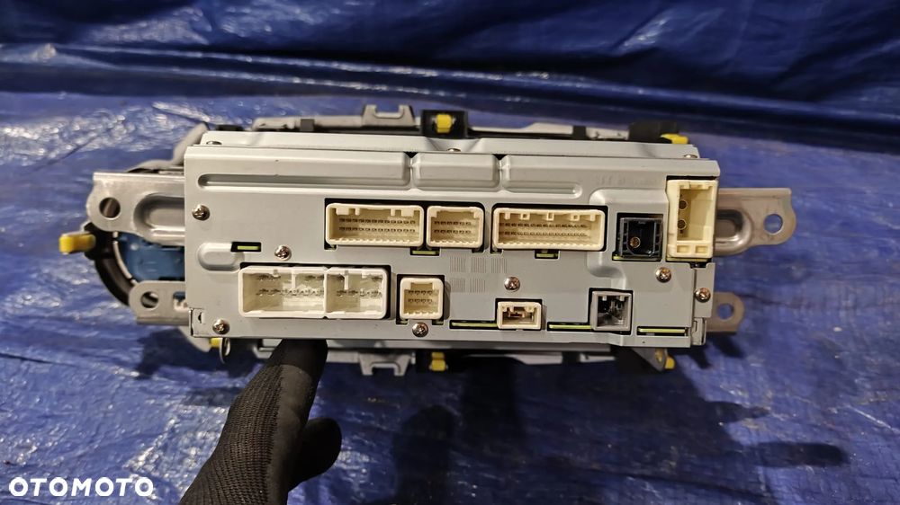 RADIO EKRAN WYŚWIETLACZ FUJITSU 86140-0D400 TOYOTA YARIS III 3 LIFT ANGLIK UK - 4