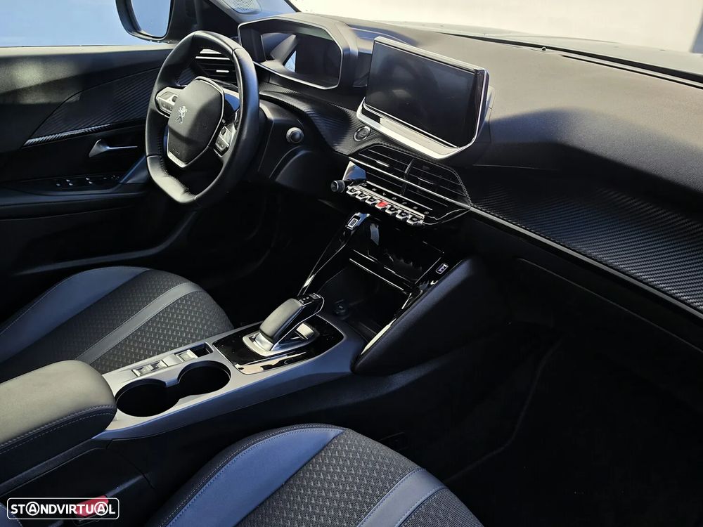 Peugeot e-2008 Allure Pack - 10