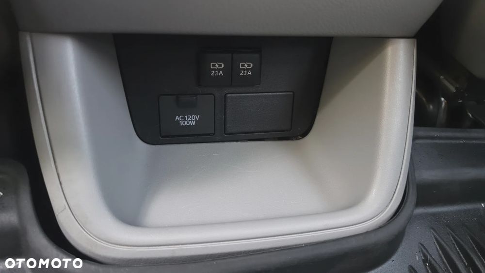 Toyota Highlander - 30