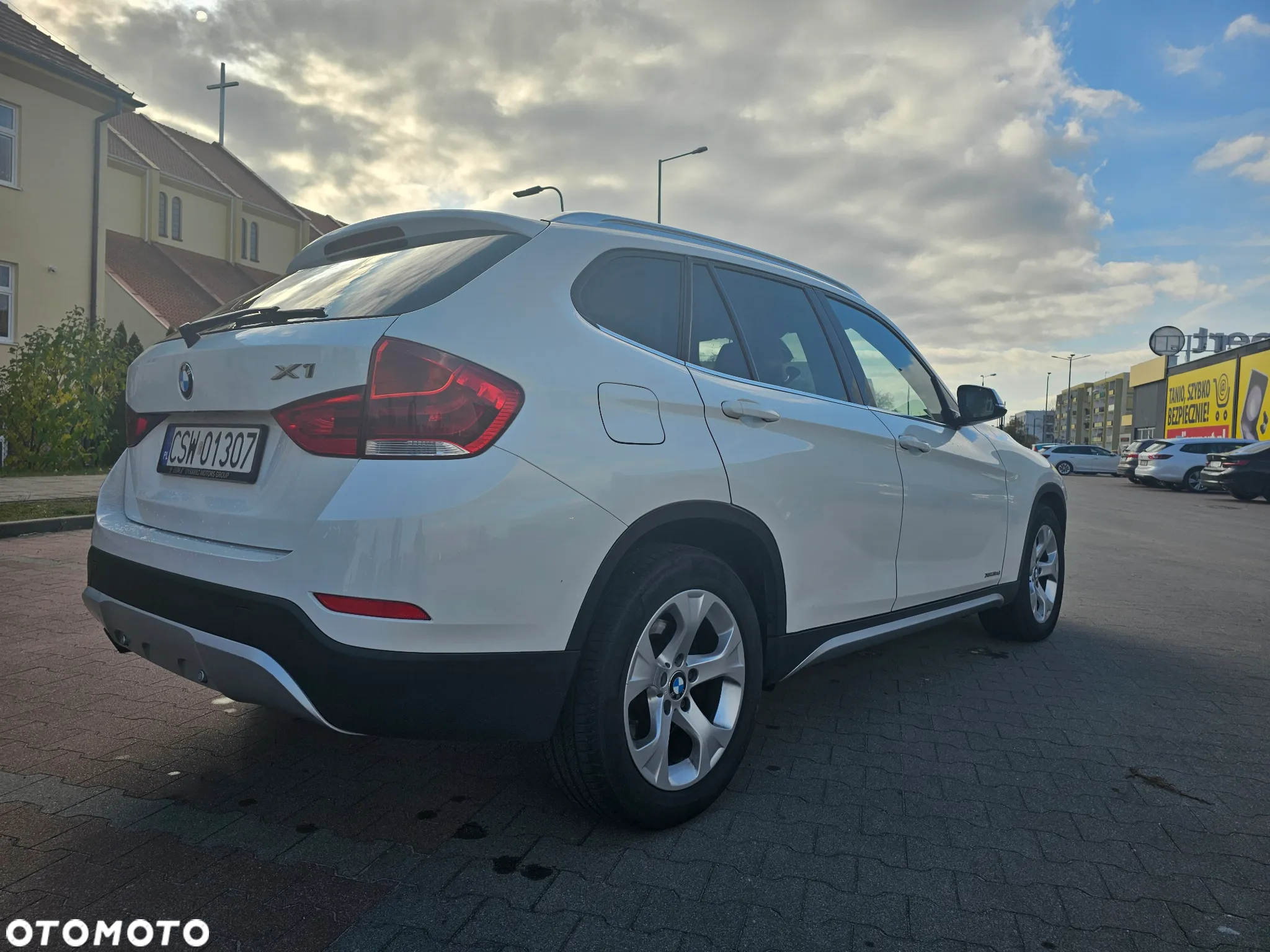 BMW X1 xDrive18d xLine - 6