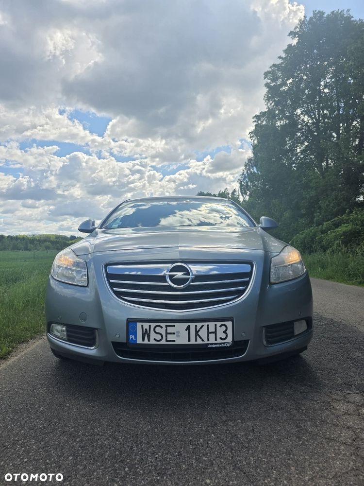 Opel Insignia - 1
