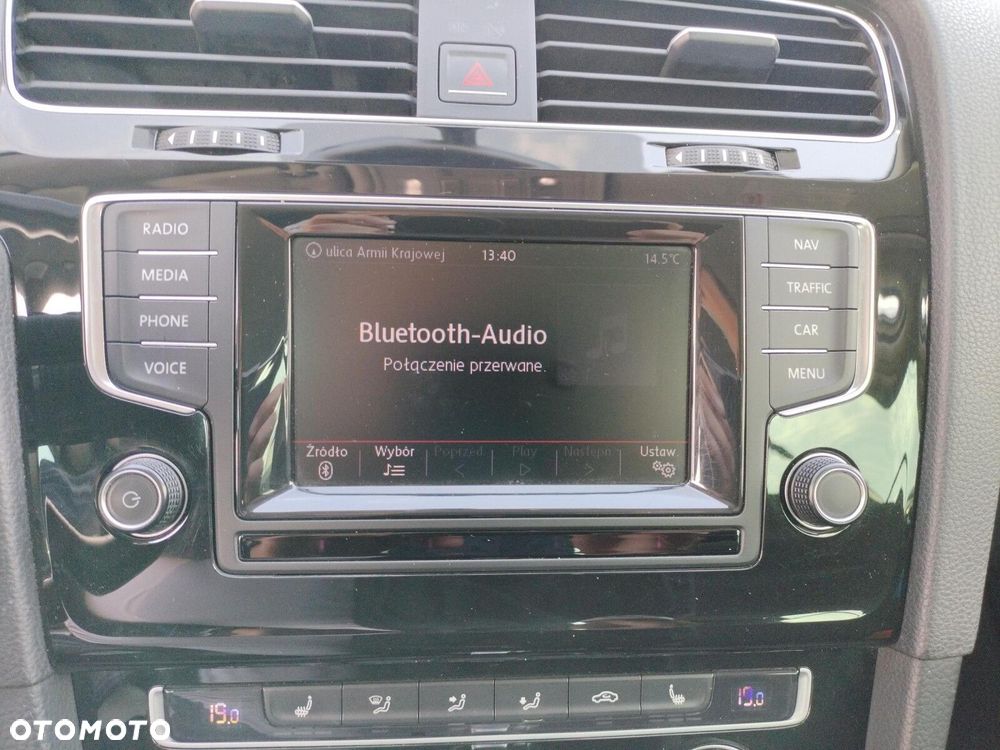 Volkswagen Golf - 20