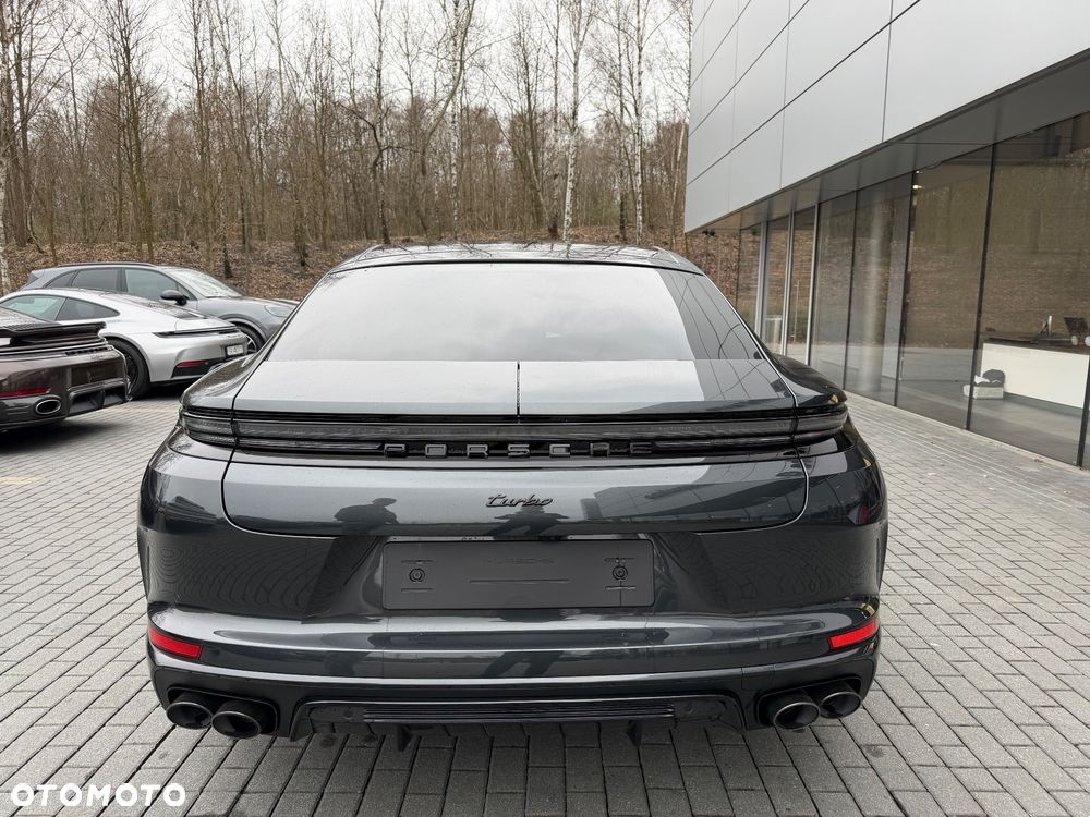 Porsche Panamera Turbo E-Hybrid - 6