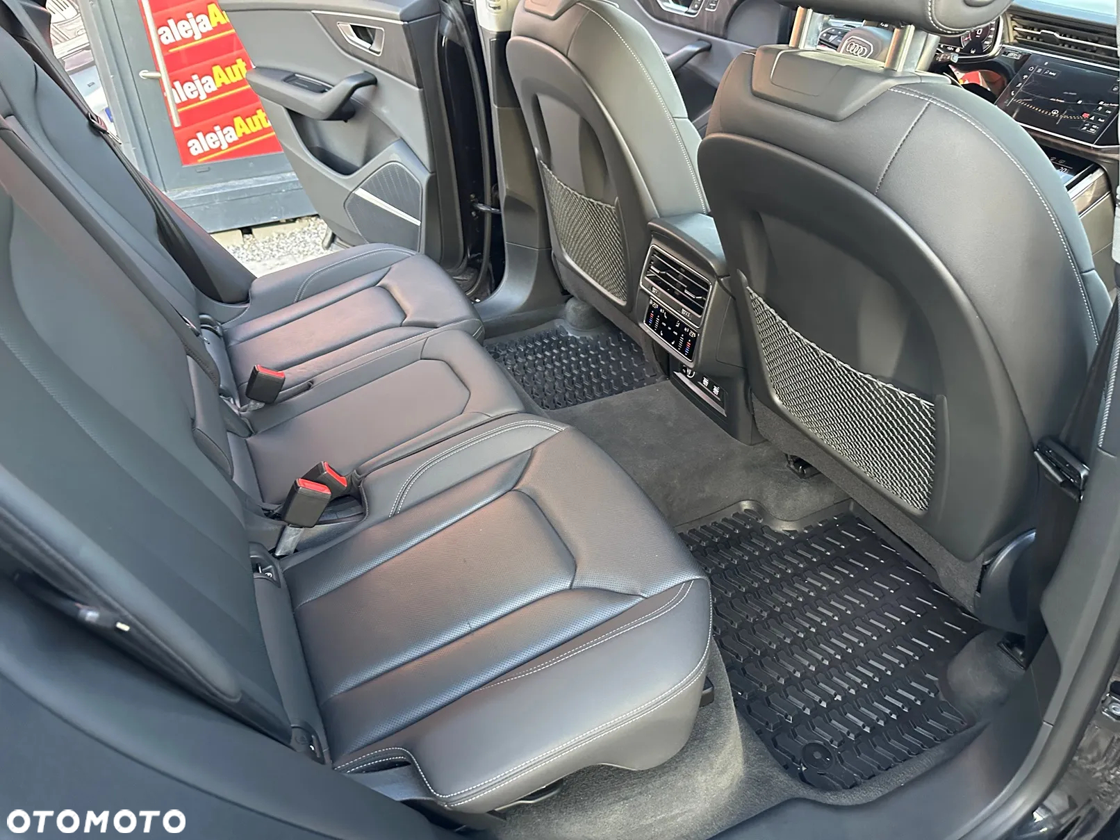 Audi Q8 55 TFSI quattro tiptronic - 8