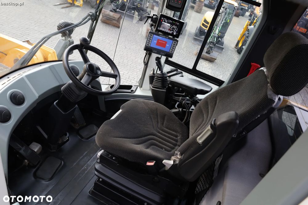 Liebherr L566 XPower - 25