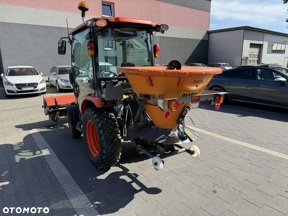 Kubota B2231HC - 2