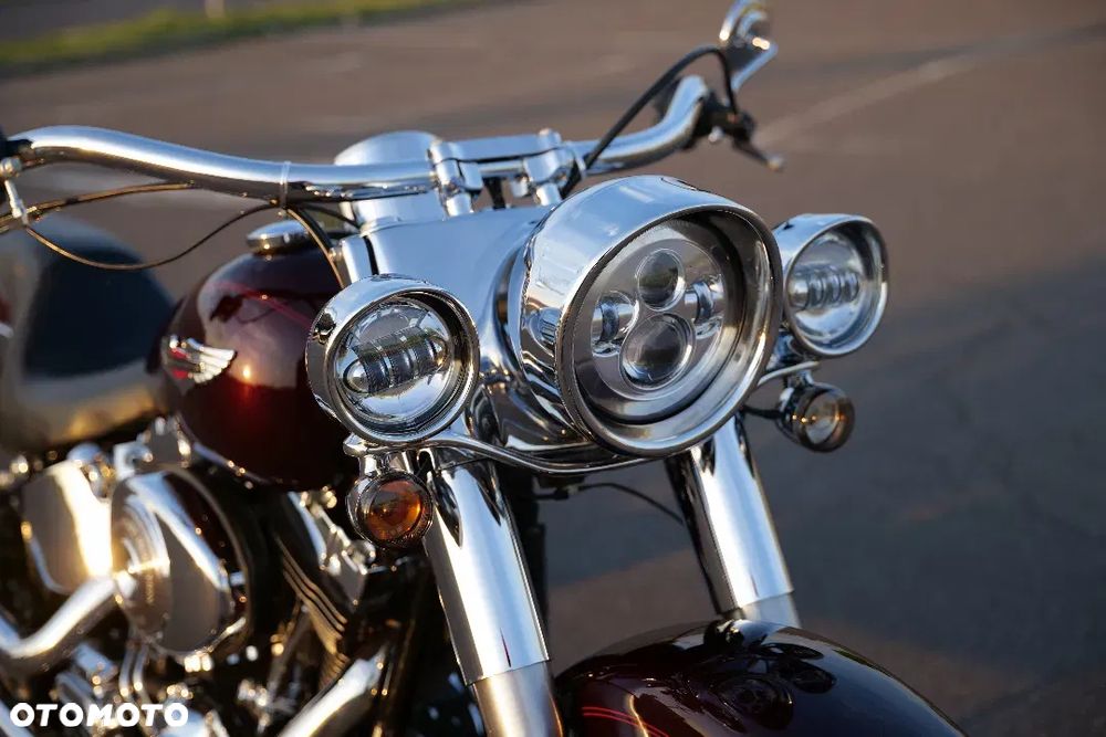Harley-Davidson Softail Deluxe - 4