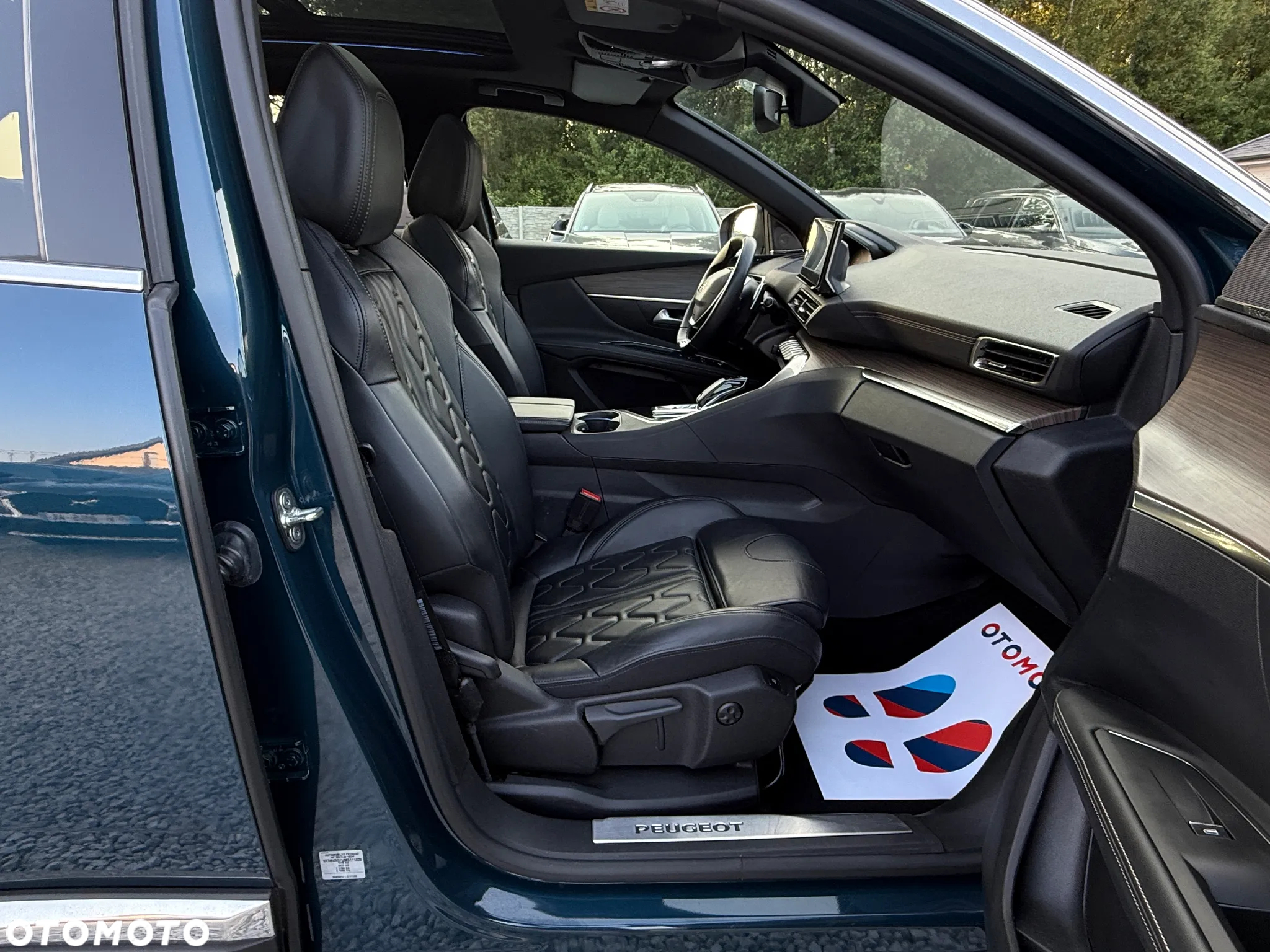 Peugeot 3008 PureTech 180 Stop & Start GPF EAT8 GT Pack - 32