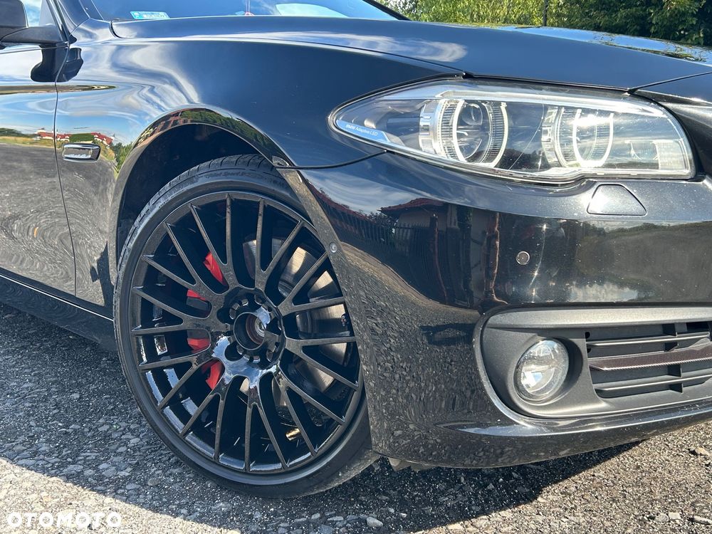 BMW Seria 5 530d xDrive - 11