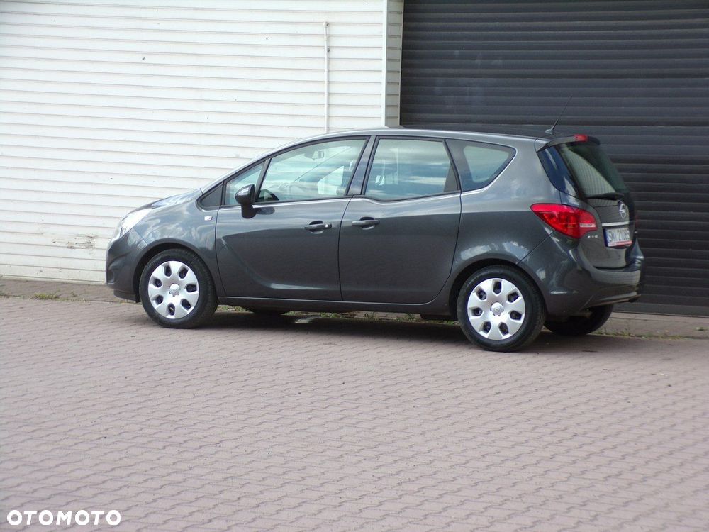 Opel Meriva - 9