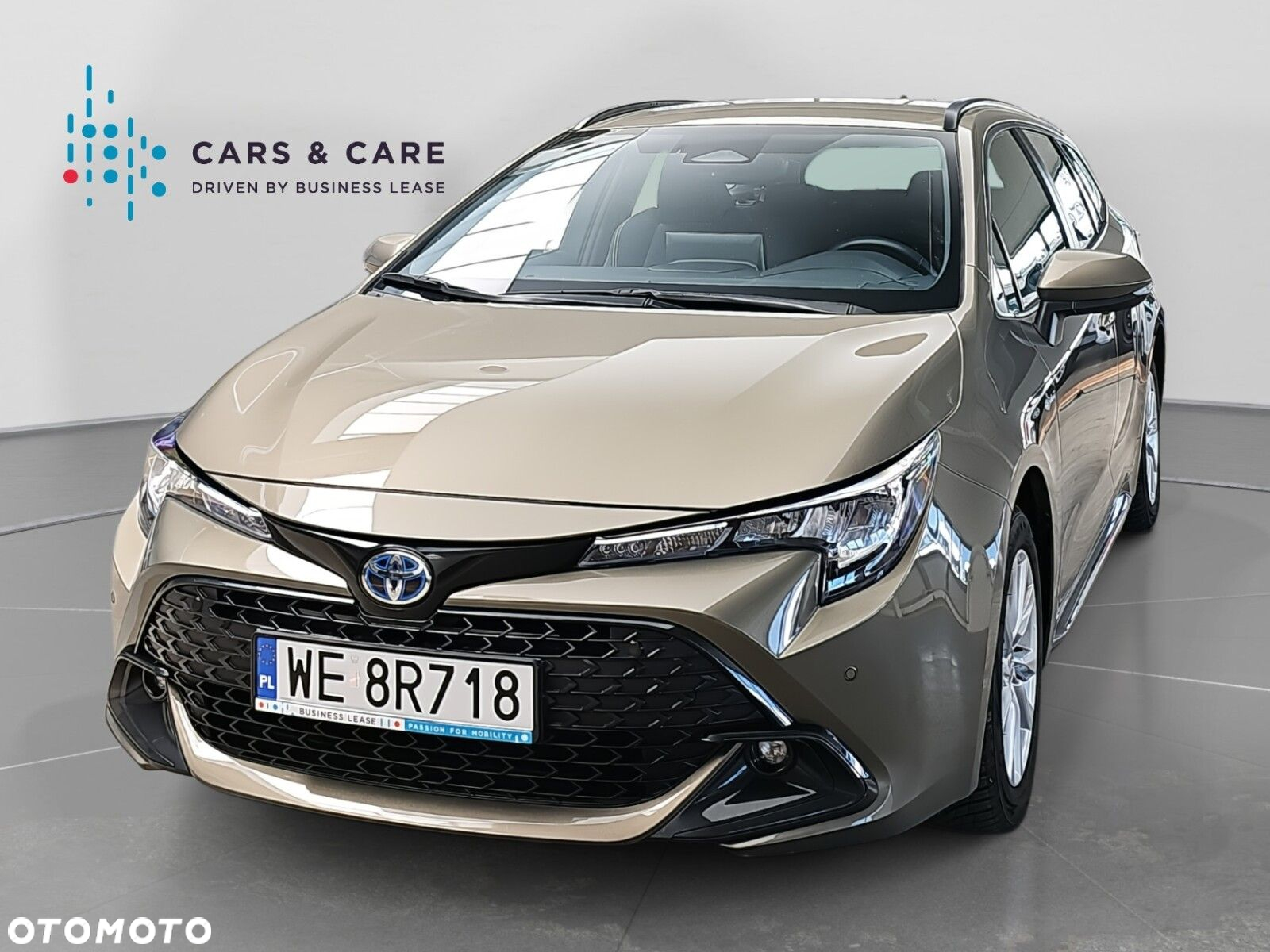 Toyota Corolla 2.0 Hybrid Comfort - 2