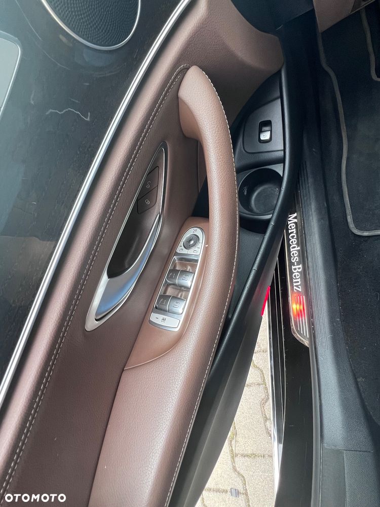 Mercedes-Benz Klasa E 220 d 4-Matic Exclusive - 14