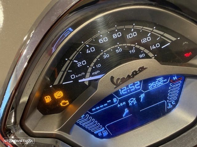 Vespa GTS Super base - 2