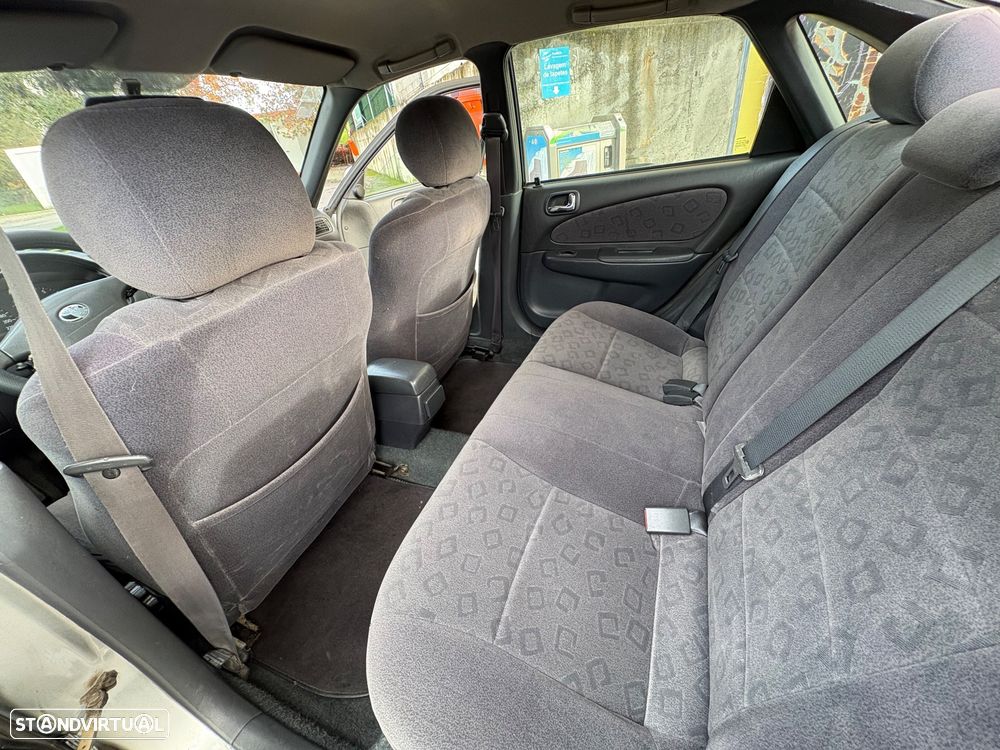 Toyota Corolla L/B 1.4 Sol AC - 13