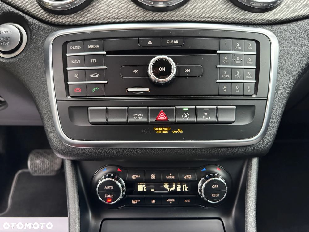 Mercedes-Benz GLA - 39