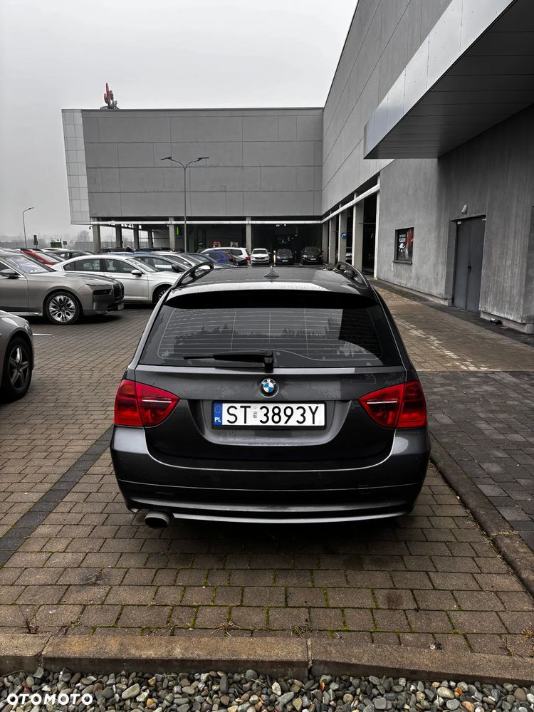 BMW Seria 3 320d DPF - 4