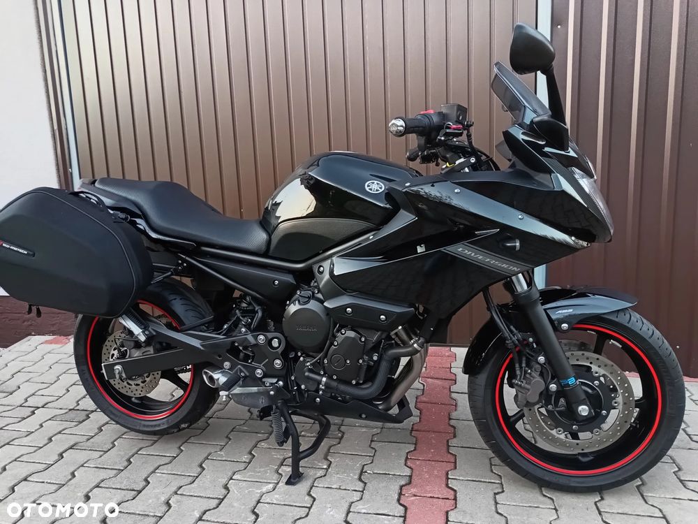 Yamaha XJ - 4