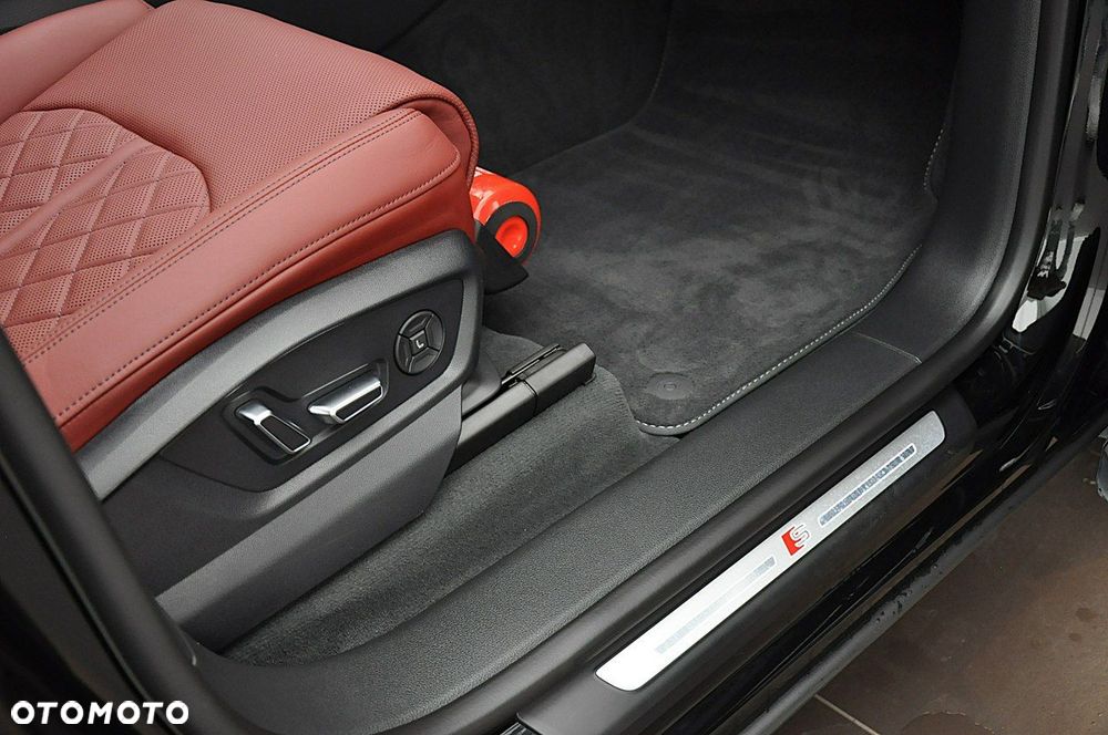 Audi SQ8 - 27