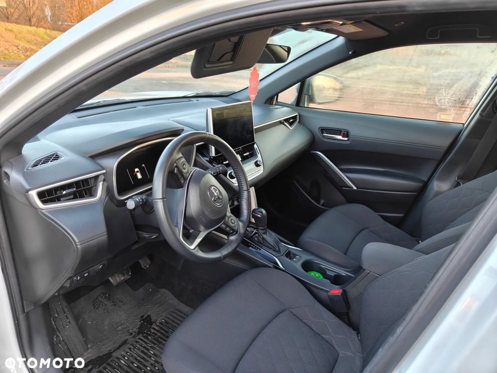 Toyota Corolla Cross - 14