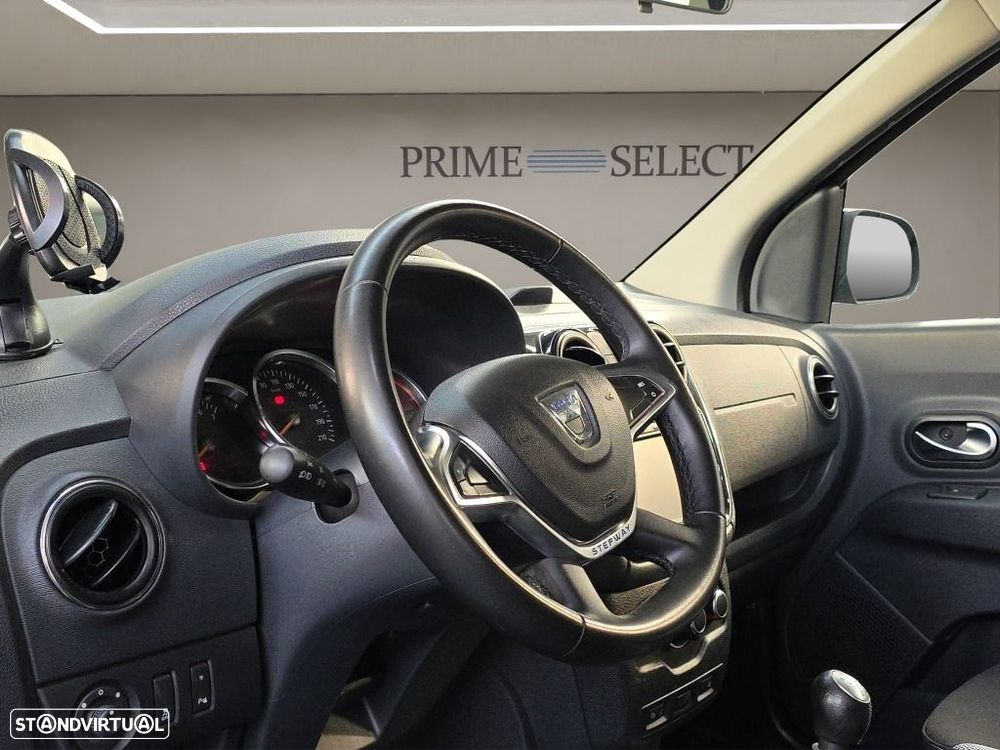 Dacia Lodgy 1.5 Blue dCi Stepway 7L - 10