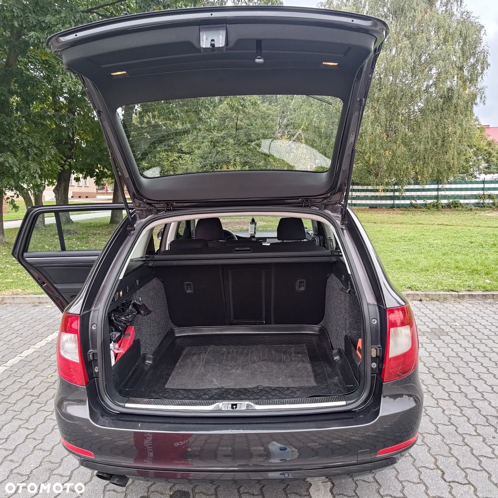 Skoda Superb 2.0 TDI Ambition - 9